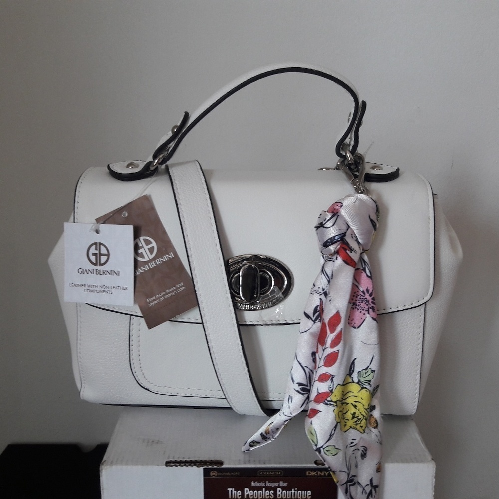 Giani Bernini purse